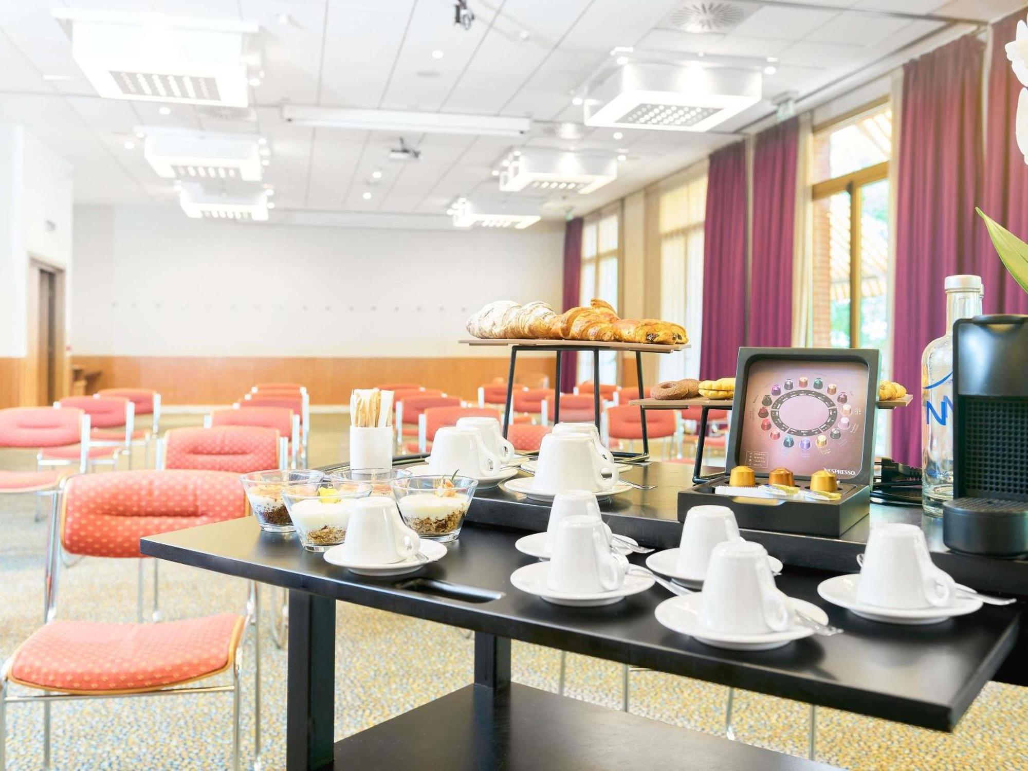 Novotel Torino Corso Giulio Cesare Ngoại thất bức ảnh