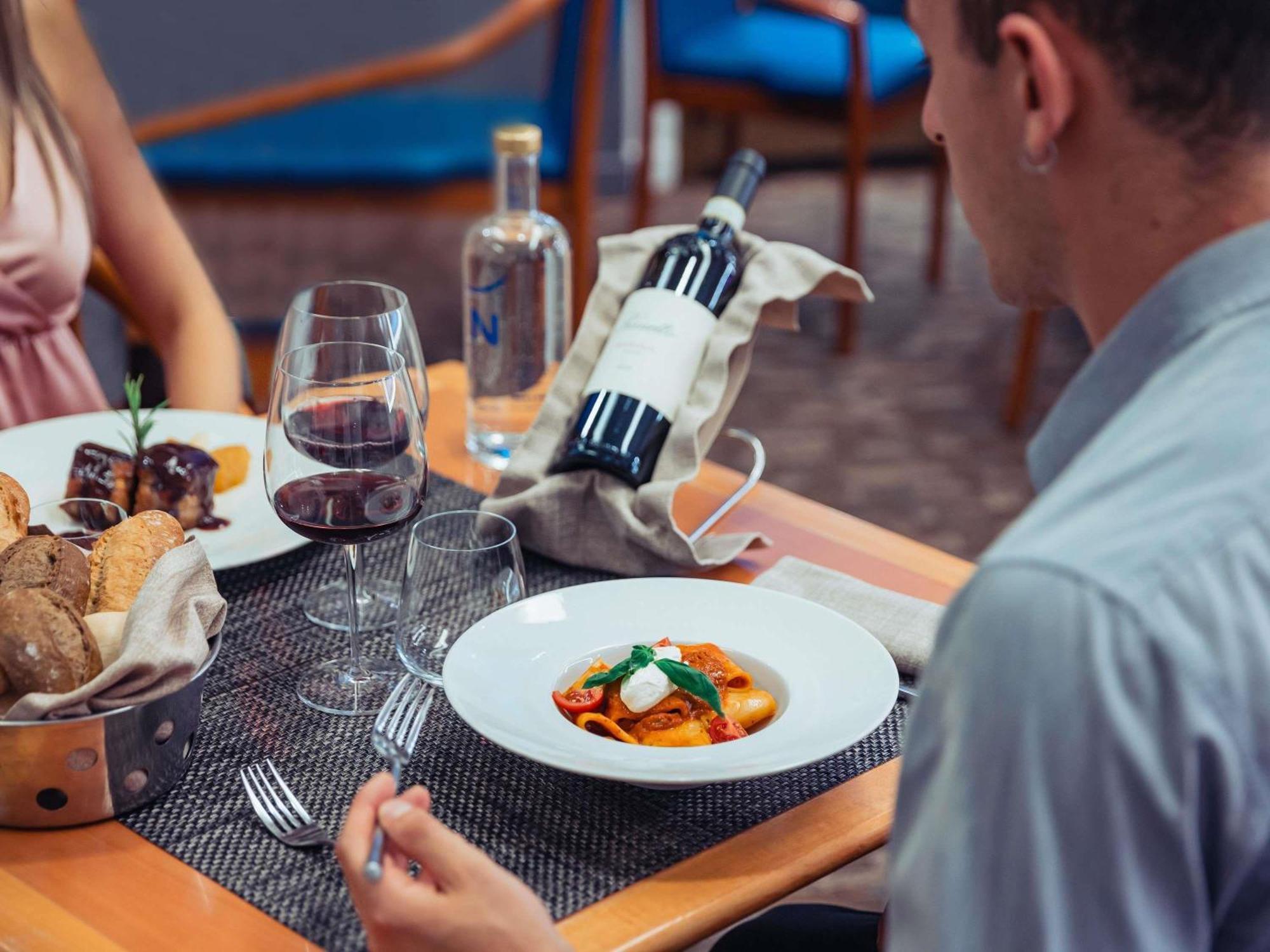 Novotel Torino Corso Giulio Cesare Ngoại thất bức ảnh